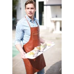 Dutchdeluxes Leather Zipper Apron In Classic Brown -Kitchen Serie Store 0008 dutch deluxes leather zipper apron classic brown lifestyle c1f863f5 1e0d 432b 9085 efaabc6d078b