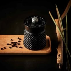 Peugeot Bali Fonte Cast Iron Pepper Mill Black 8cm -Kitchen Serie Store BM0013 PeugeotBaliFonteCastIronPepperMillBlack8cm lifestyle