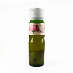 Ozeki Kanjyuku Umeshu With Plum, 700ml