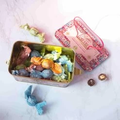 Leone Cri Cri "The Nutcracker" Chocolate Casket, 130g 11 Leone Cri Cri "The Nutcracker" Chocolate Casket, 130g -Kitchen Serie Store Leone cri cri casket LZ0006 lifestyle