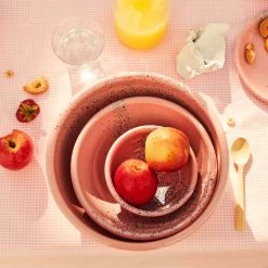 Splatter Fest Enamel Bowl, Pink -Kitchen Serie Store ShopifyProduct 2040px 0001 Kapka 0188