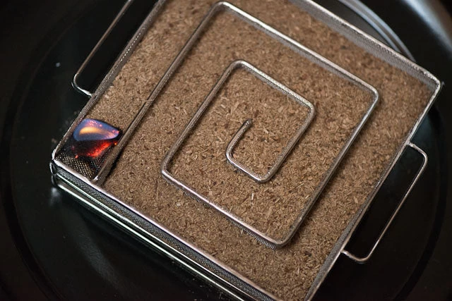 ProQ Artisan Cold Smoke Generator 5 ProQ Artisan Cold Smoke Generator - Image 3