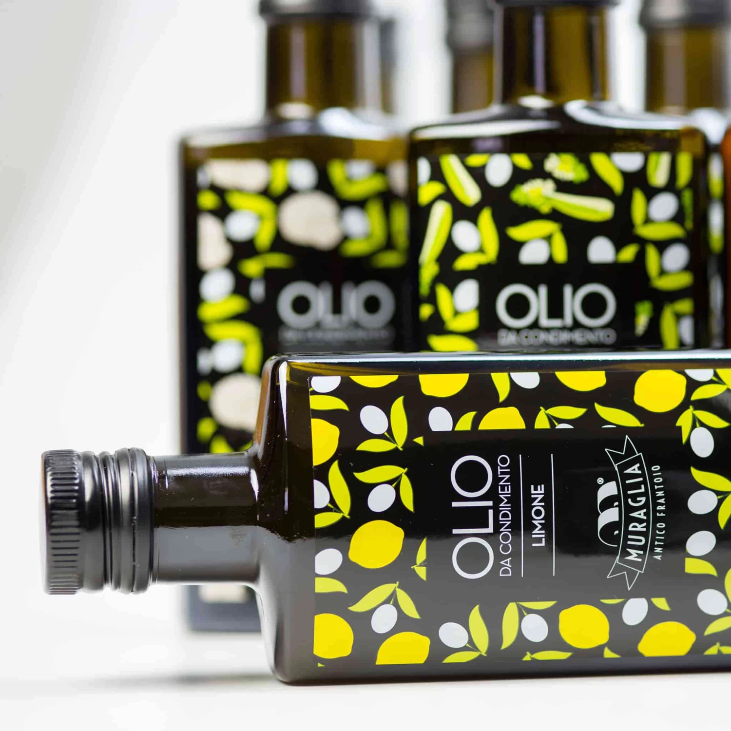 Frantoio Muraglia Aromatic Lemon Extra Virgin Olive Oil 200ml 4 Frantoio Muraglia Aromatic Lemon Extra Virgin Olive Oil 200ml - Image 2